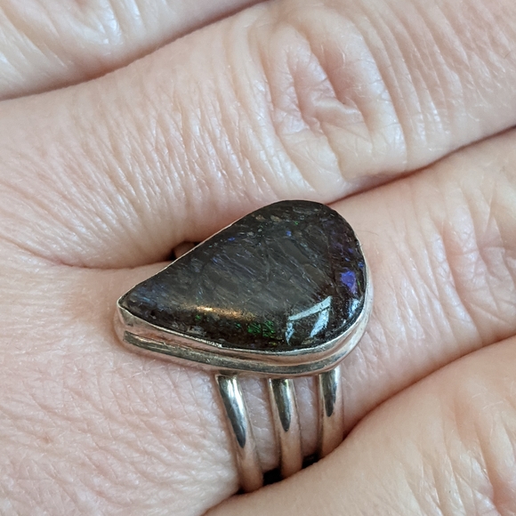 Natural Ammolite, 925 Silver Ring, size 10 - Picture 4 of 12